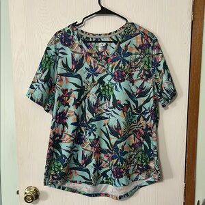 Reel Legends Performance Outfitters Short Sleeve Tropical Themed Shirt